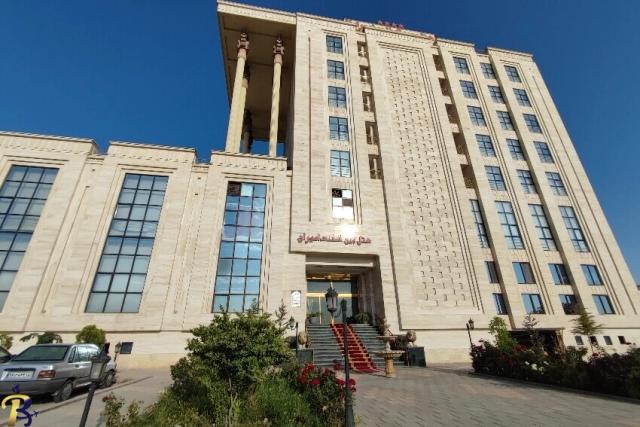 هتل امیران ۲